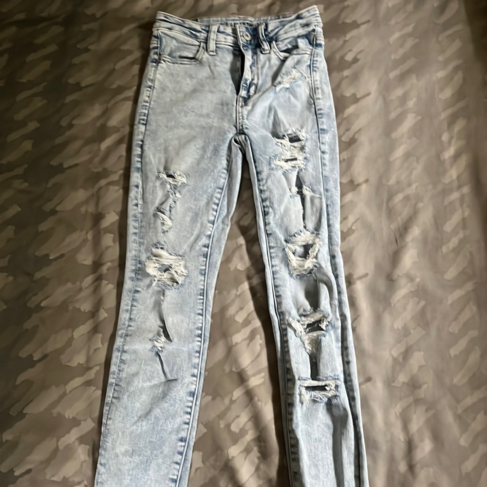 American Eagle Distressed Skinny Jeans